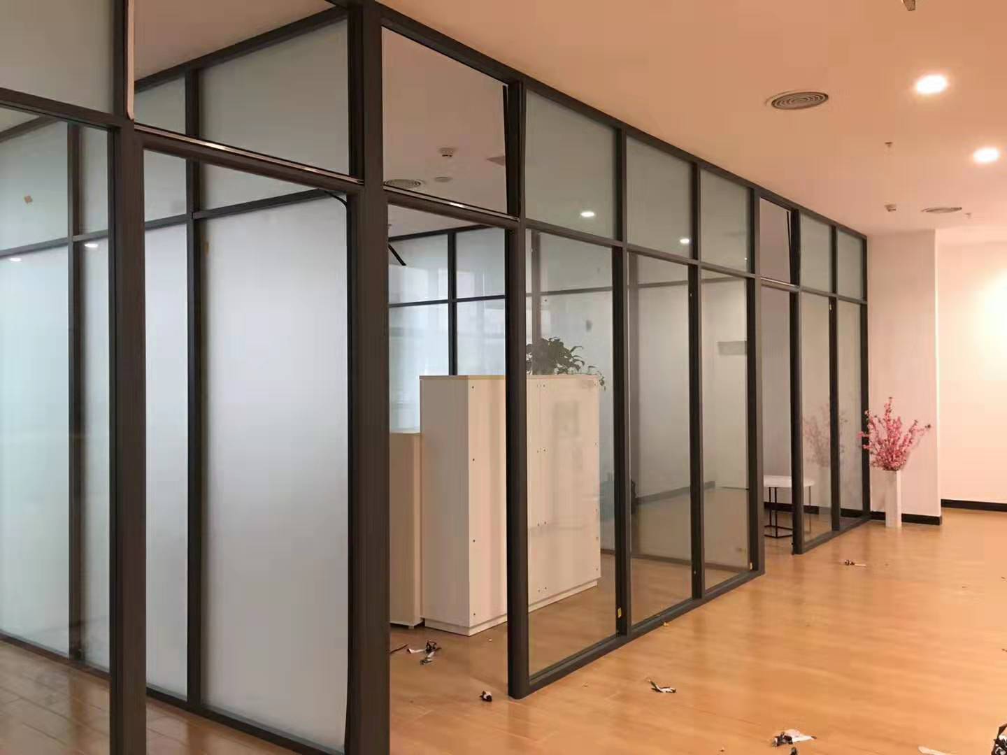 现代玻璃屏风隔断- 建E网3D模型下载网