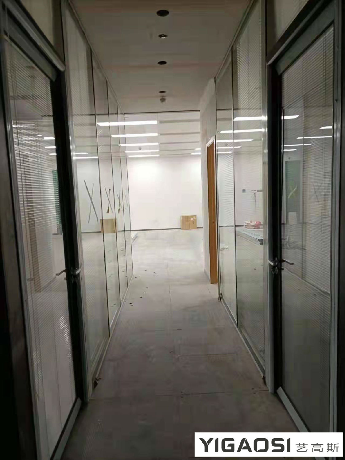 双玻璃百叶隔断